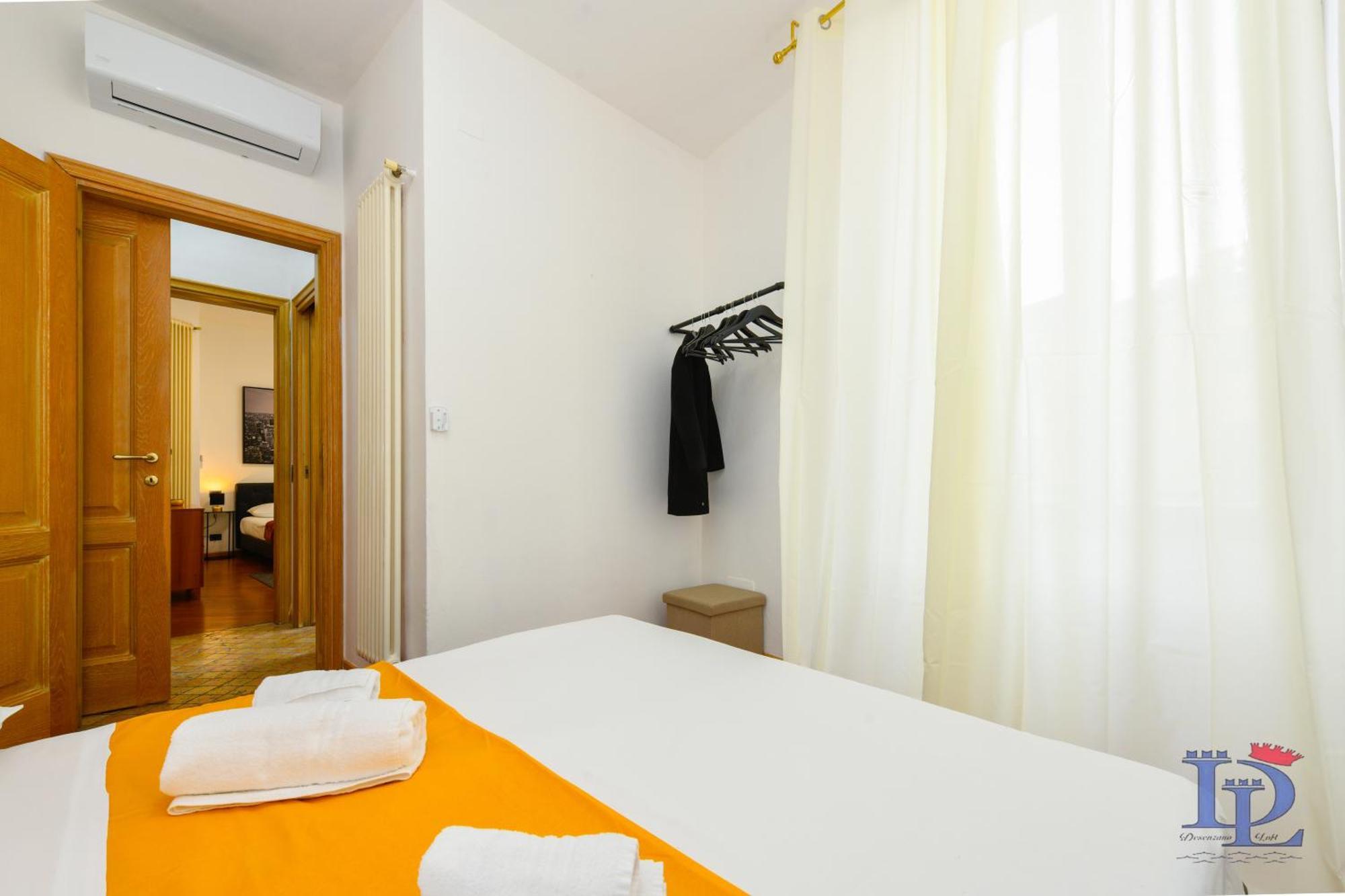 Desenzanoloft Official Partner Marriott Homes & Villas - Let It Be A Dream - Renovation 2025 Lake View Desenzano del Garda Bagian luar foto